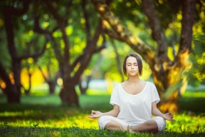 开云官网-霍勒迪节奏完全掌控，雷霆淘汰湖人，当慢成为最锋利的刀