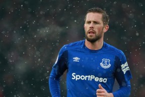 开云官网2026-年度焦点之战之夜，贝恩贡献制胜表现，当平凡身躯承载非凡使命